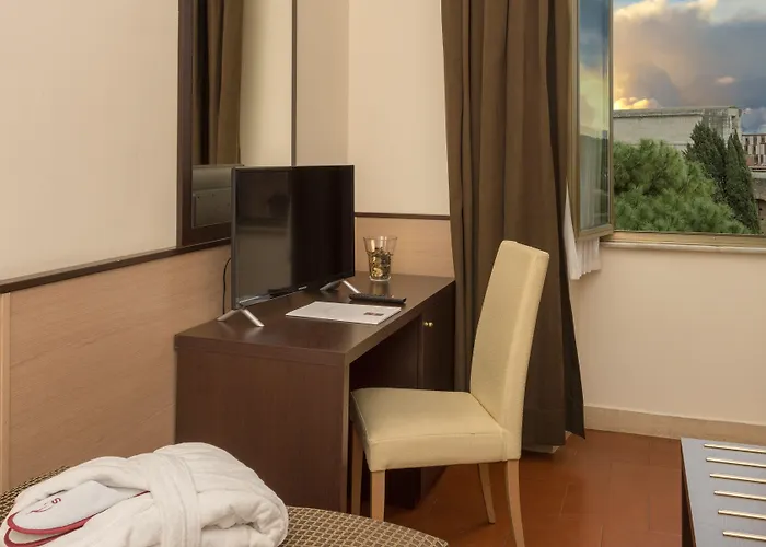 Hotel Shg Portamaggiore 3*